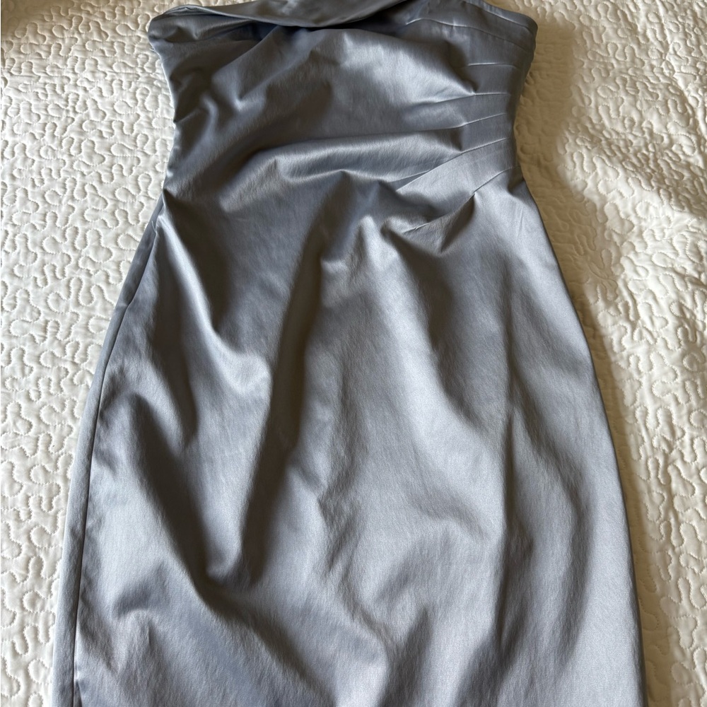 Elegant Gray One-Shoulder Dress